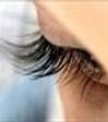 Regard mis en valeur — extensions de cils